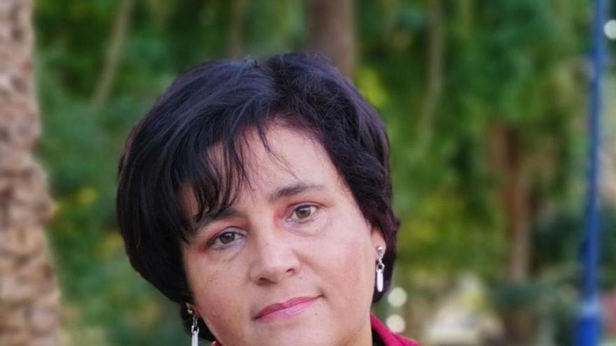 El exmarido de Elena Bouza afirma que su hija no quiere regresar a Tenerife con su madre