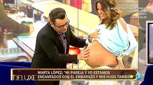 Marta López, embarassada de vuit mesos, al ‘Deluxe’ (Tele 5).