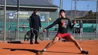 Carlos Alcaraz se entrena en València