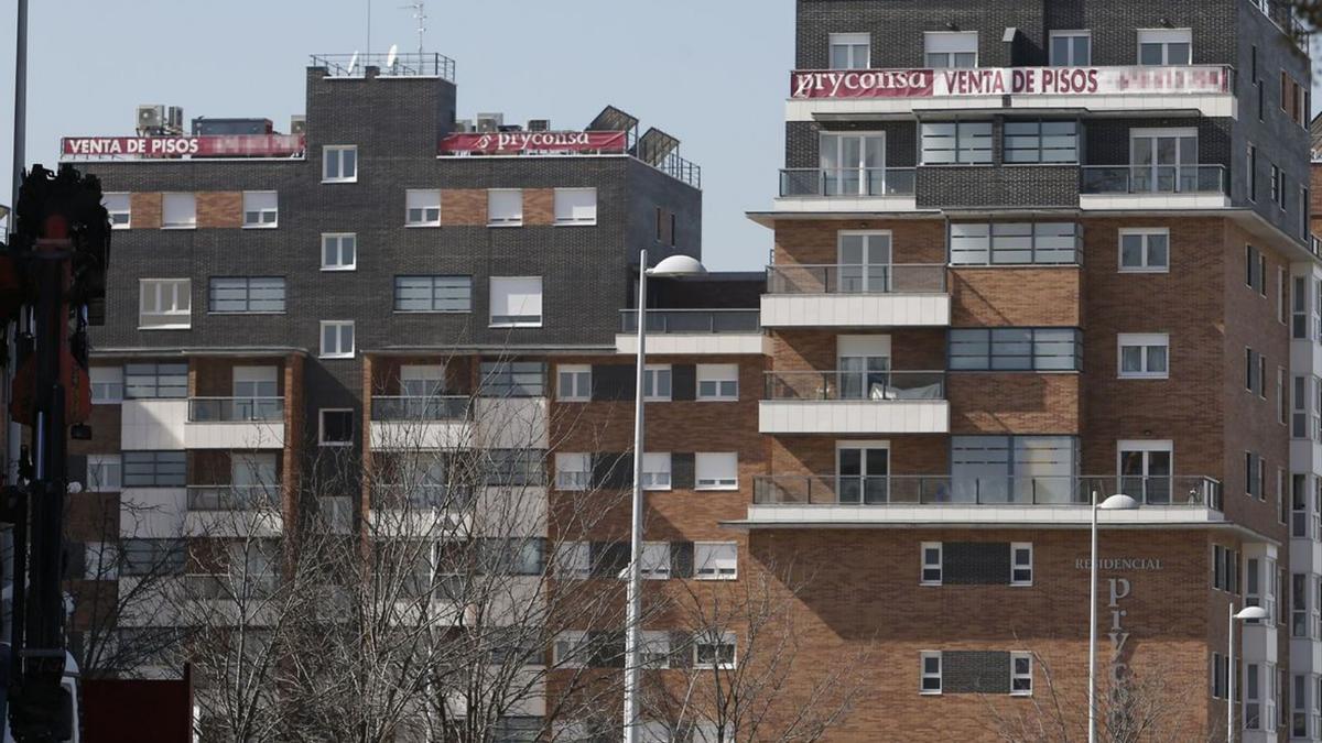 El nombre d'hipoteques cau a l'abril respecte d'un any enrere