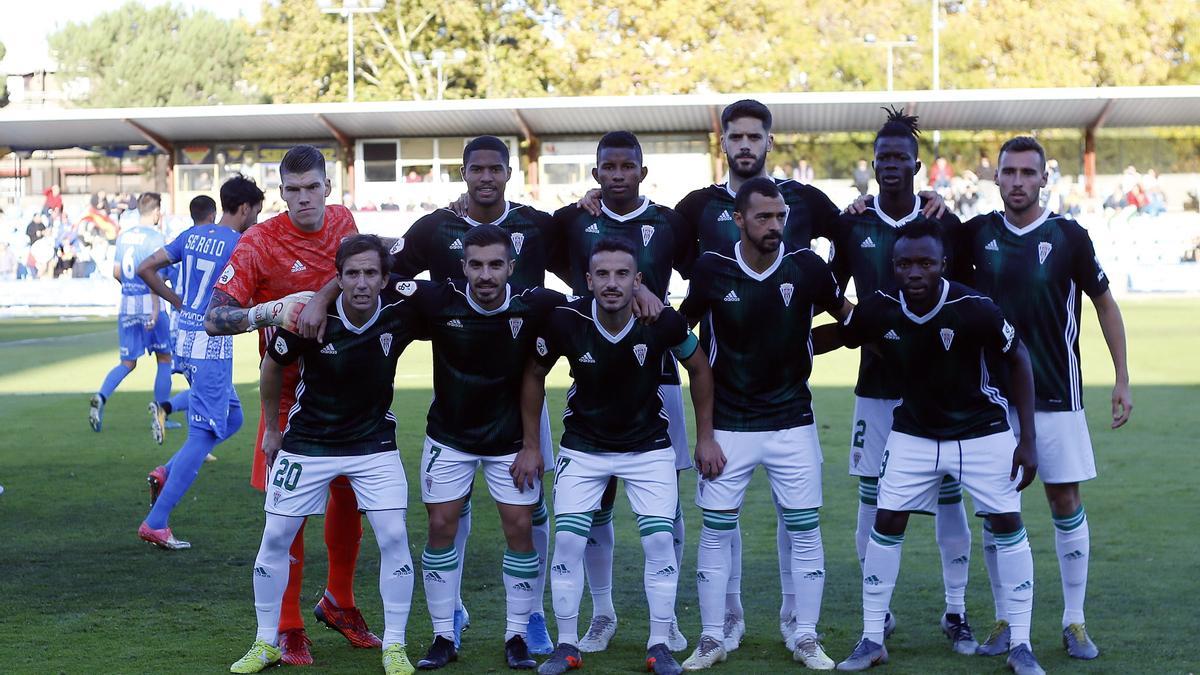 Formación del Córdoba CF en la última visita al Talavera, en la temporada 19-20 en Segunda B.