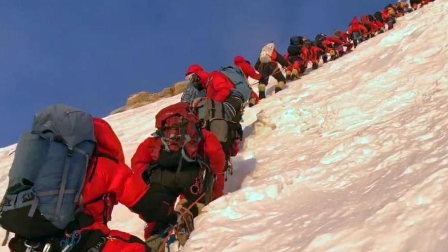 El monte K2 registra grandes colas de alpinistas para coronar sus 8.611 metros