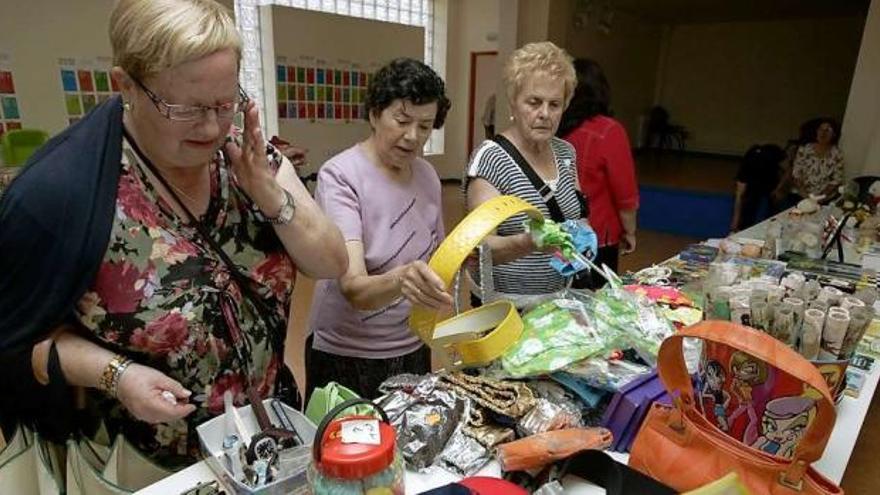 Cáritas clausura  el mercadillo solidario instalado desde el viernes en Las Vegas