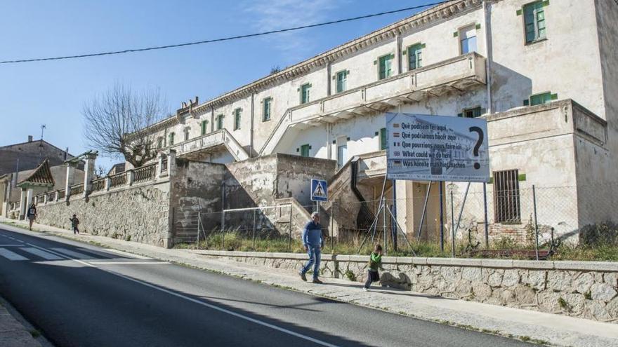 L&#039;estat d&#039;abandó de l&#039;edifici és evident.