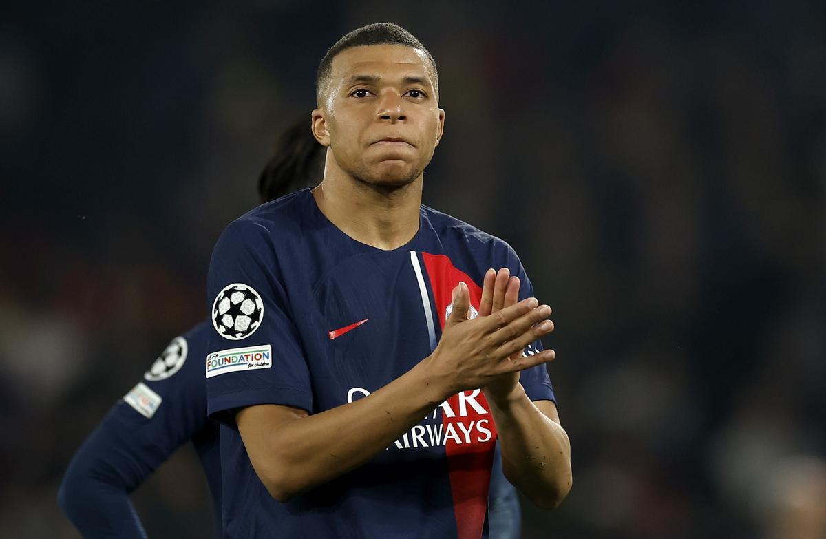 El Real Madrid anuncia el fichaje de Mbappe por cinco temporadas