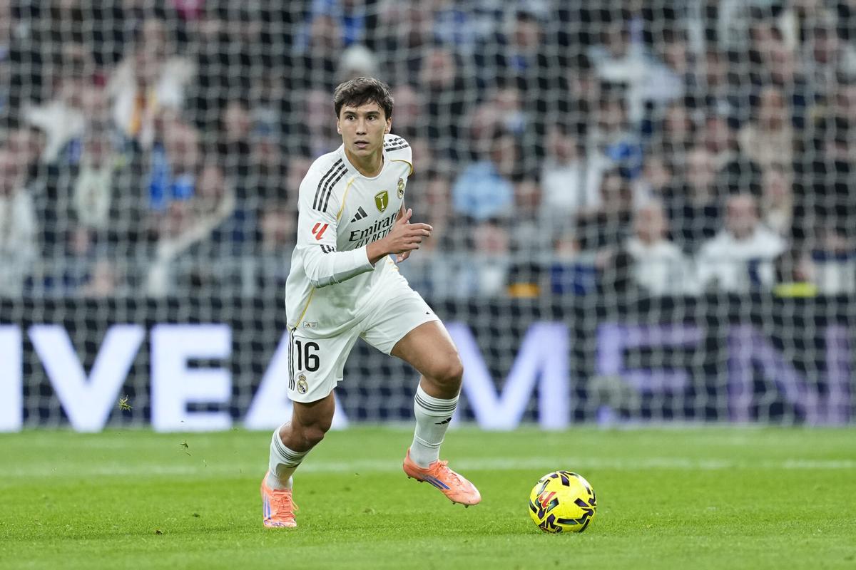 Gonzalo Garcia marcó un hat-trick ante el Betis