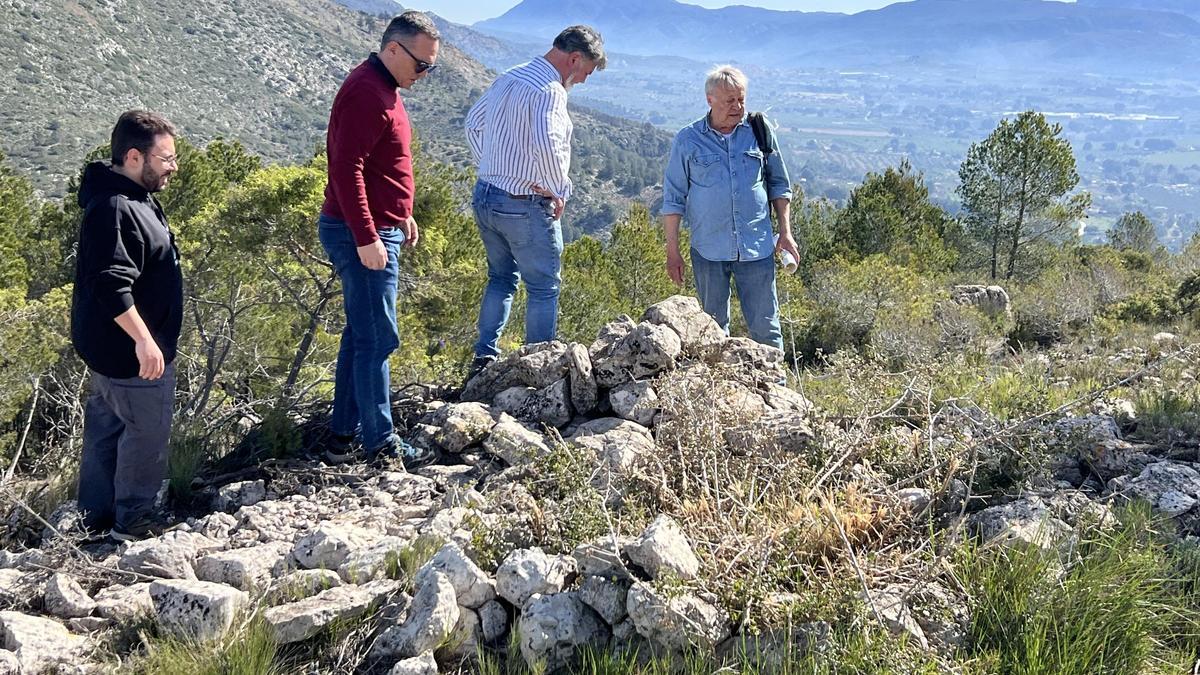 Restos de una de las estructuras milenarias localizadas en las montañas de Muro