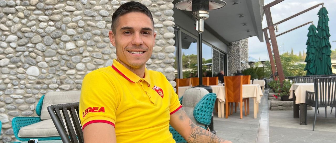Djuka, con la selección de Montenegro