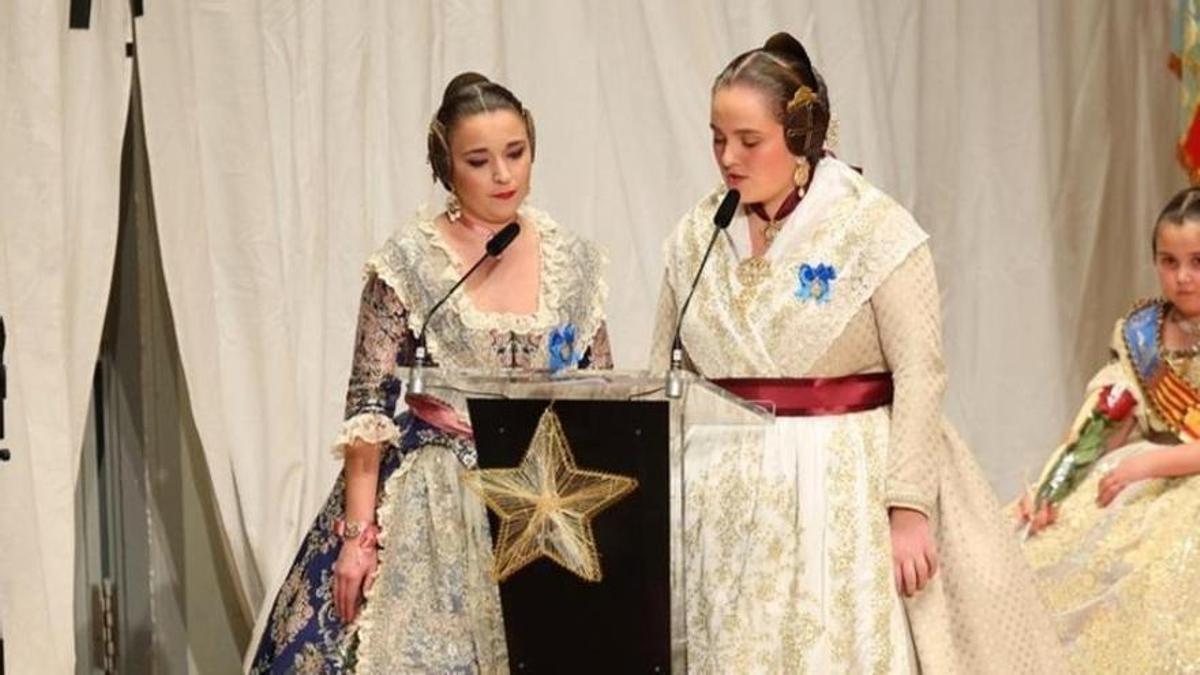 La estrella de Julián, en el atril.