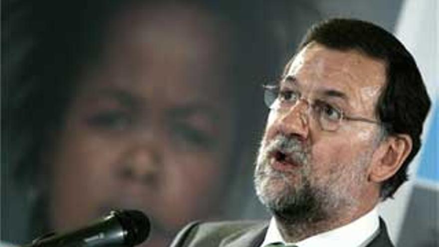 Rajoy promete subir 150 euros las pensiones mínimas para mayores 65 años