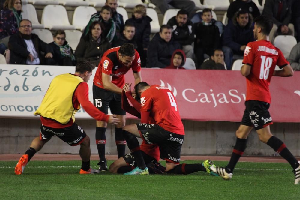 El Mallorca logra una victoria de oro en Córdoba