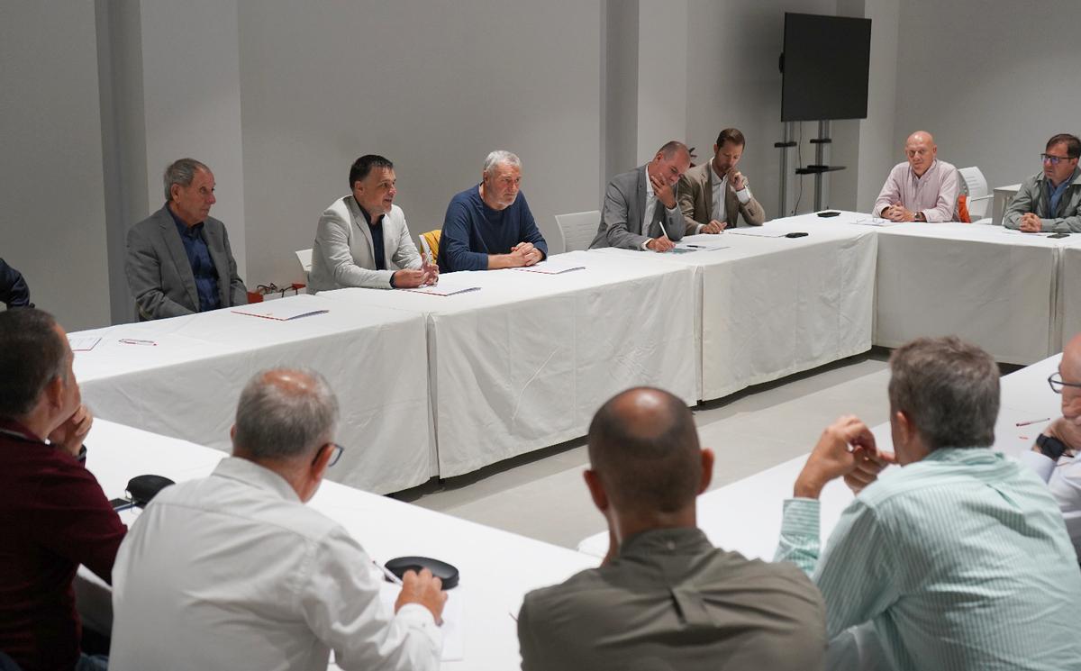 Reunión del COAT en el Centro de Formación del Museo del Textil de la Comunidad Valenciana en Ontinyent.
