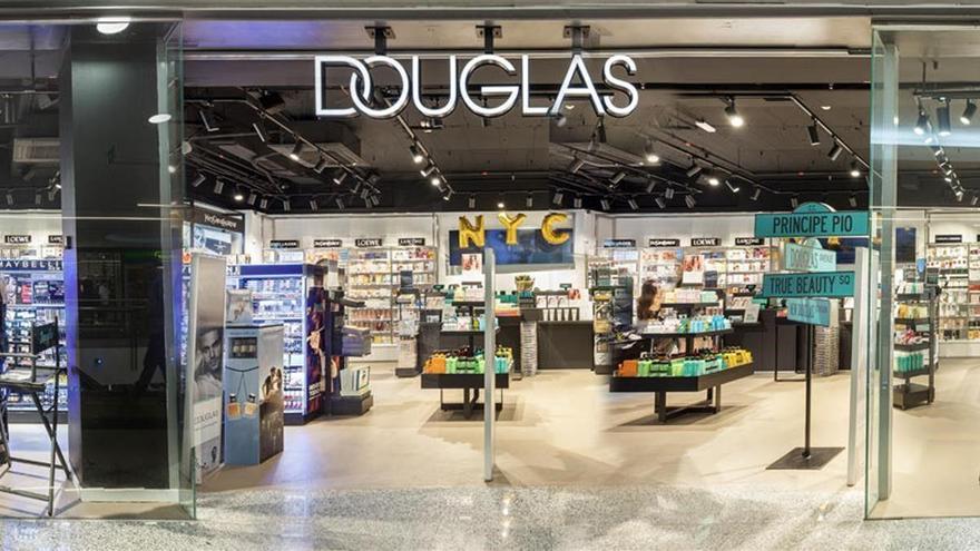 Douglas presenta un ERE para 600 empleados y cerrará 103 perfumerías en España