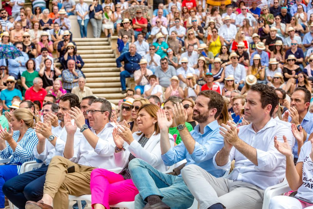 Cerca de 800 personas llenan el auditorio Óscar Esplá del parque de L''Aigüera de Benidorm en el mitin de Pablo Casado