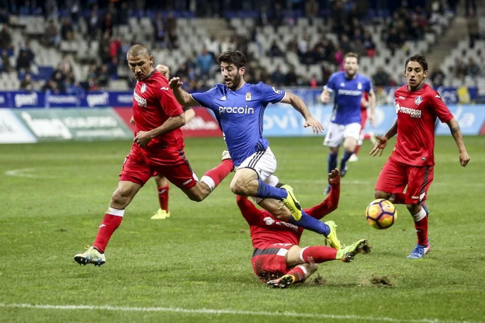 El partido entre el Langreo y el Oviedo B, en imágenes