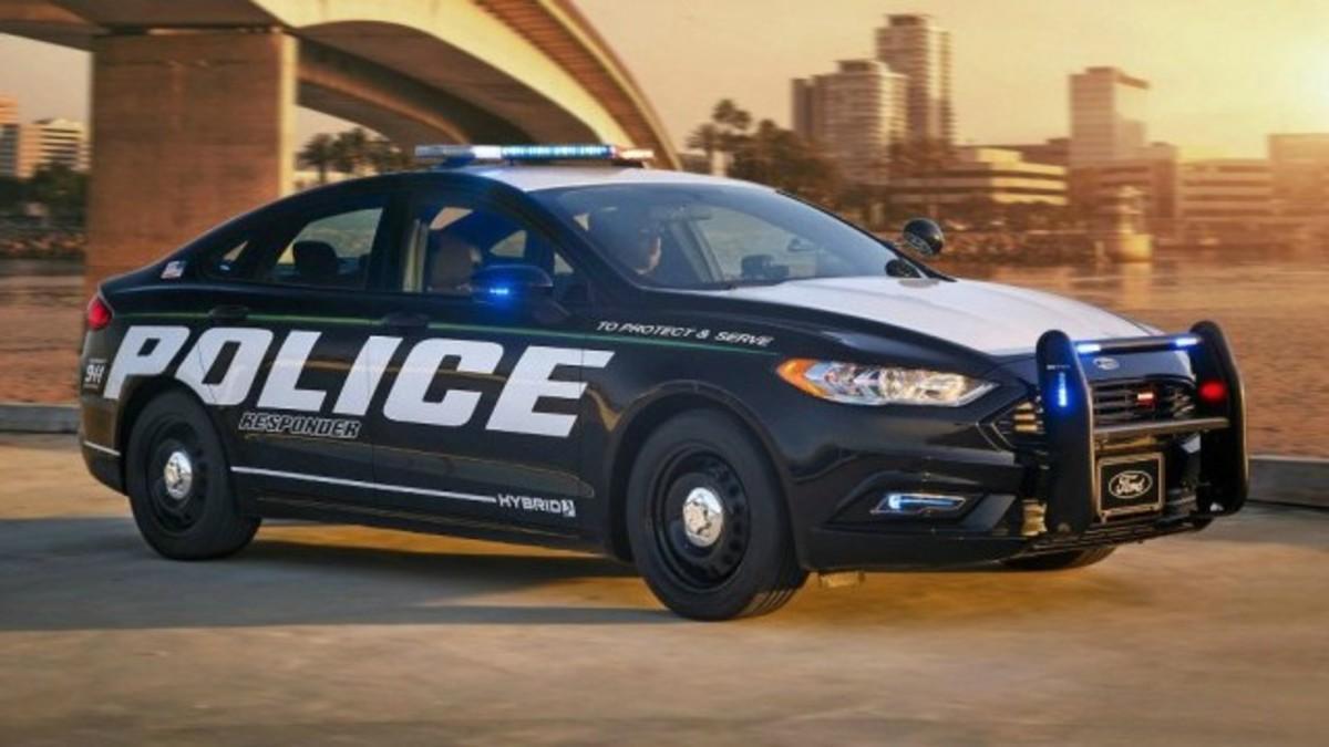 Coche de policía autónomo de Ford