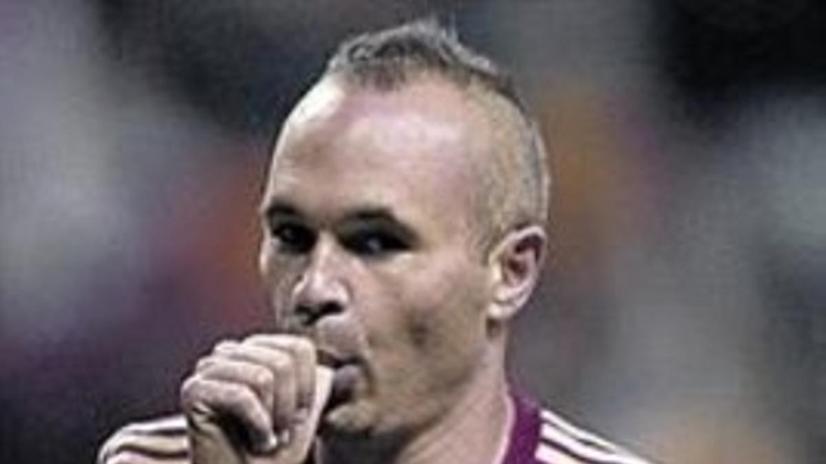 Iniesta lidera el reto de la Eurocopa_MEDIA_2