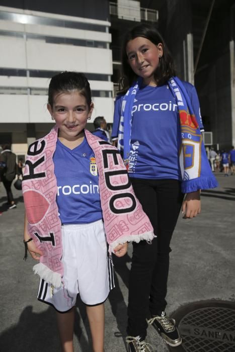 La afición azul no falla a su cita en el Tartiere