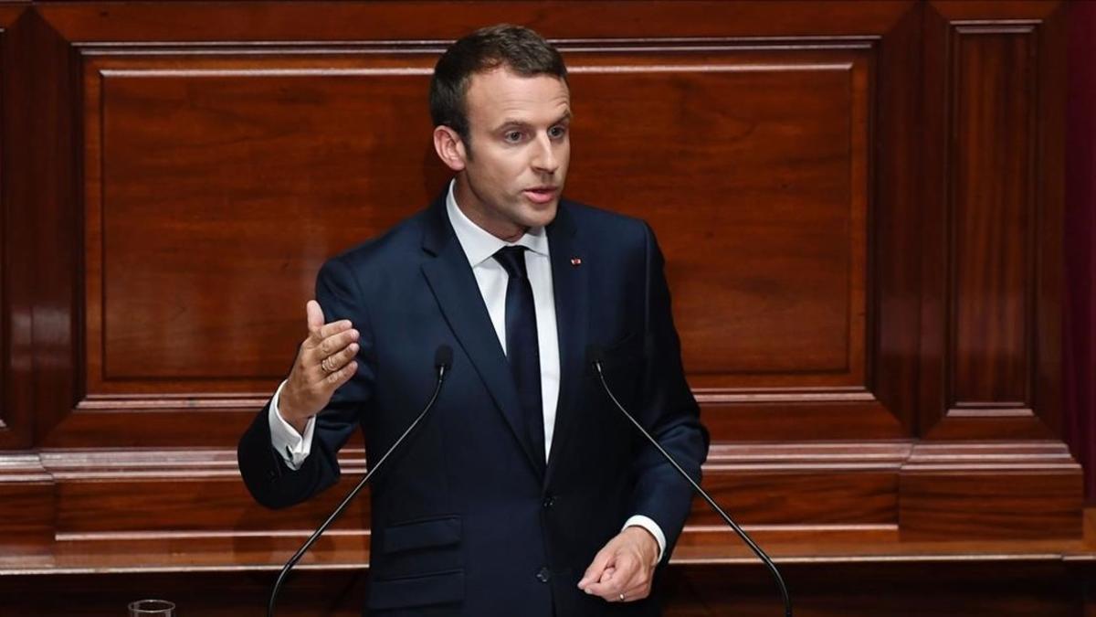 zentauroepp39156168 french president emmanuel macron speaks during a special con170703174723