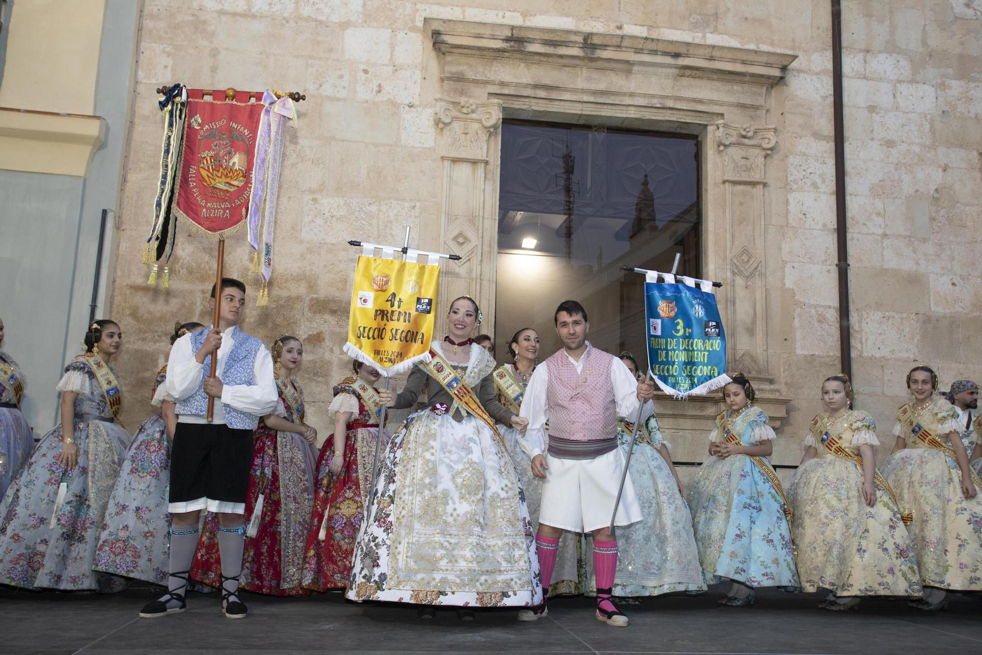 Las mejores imágenes de la entrega de premios de las fallas de Alzira