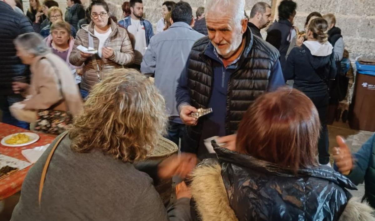 La iglesia de la localidad acogió el acto. | BIEL CAPÓ