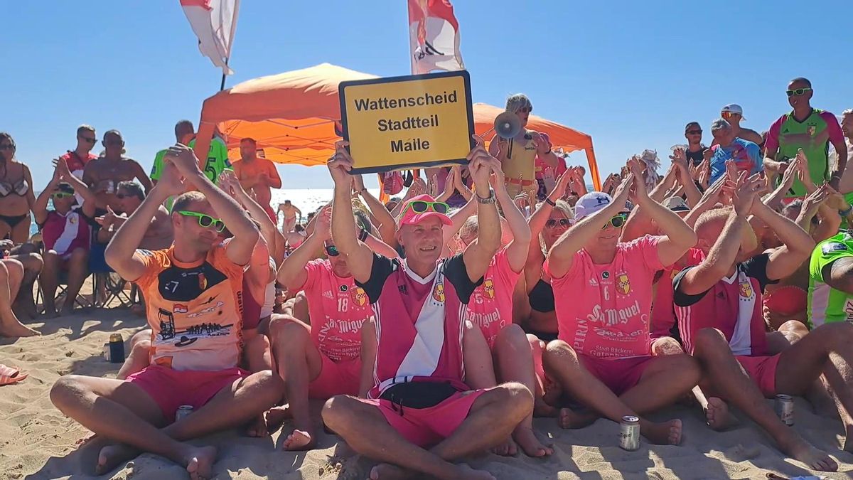 Der DJK Wattenscheid an der Playa de Palma.