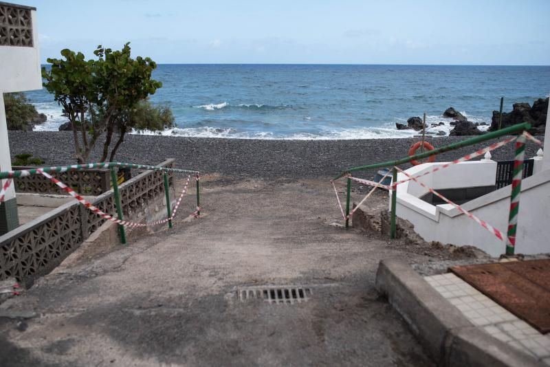 Cierre al baño de las playas de La Viuda y la Basílica por contaminación