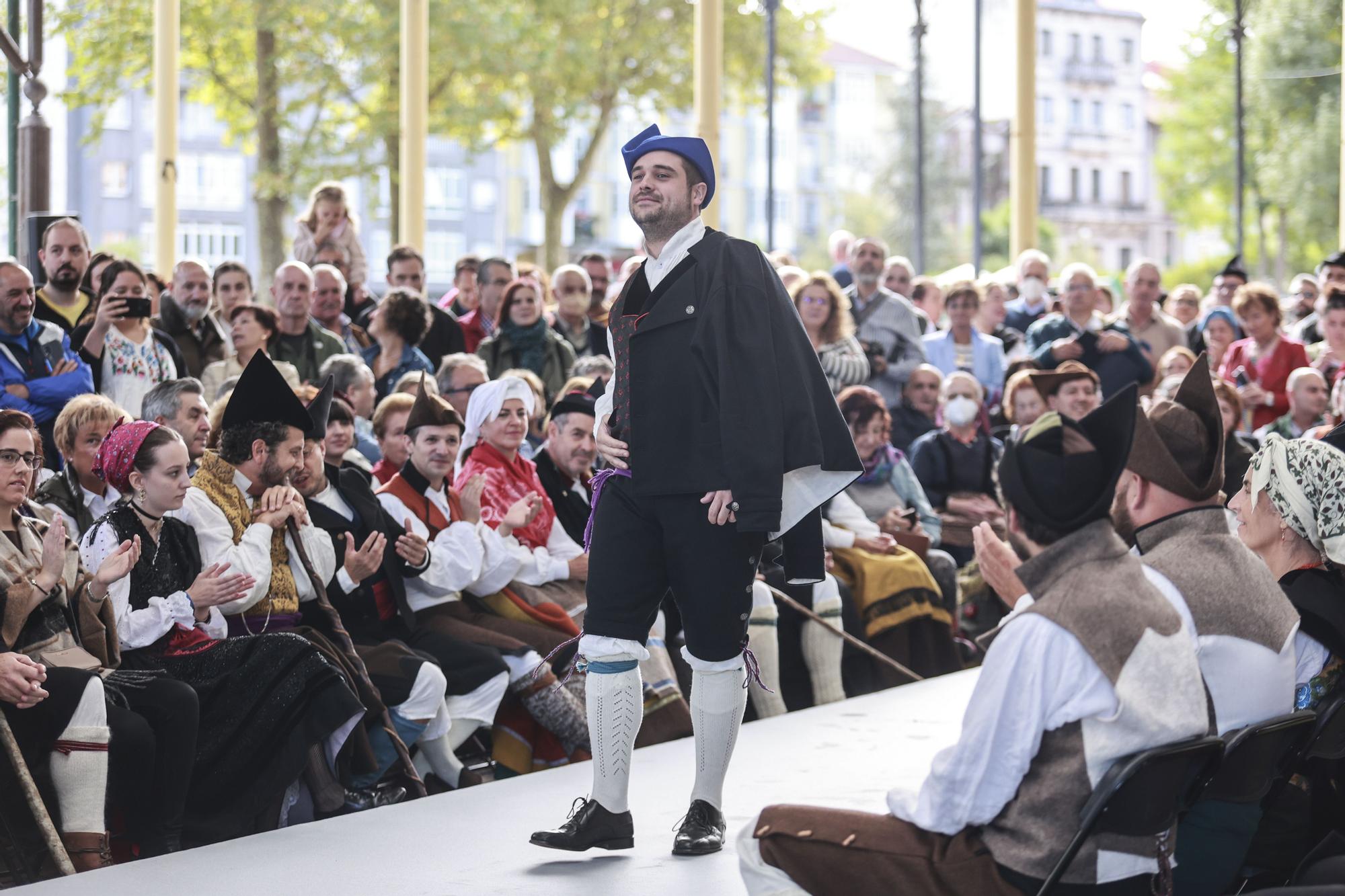 EN IMÁGENES: Así fue el concurso y muestra del traje tradicional asturiano en Grado