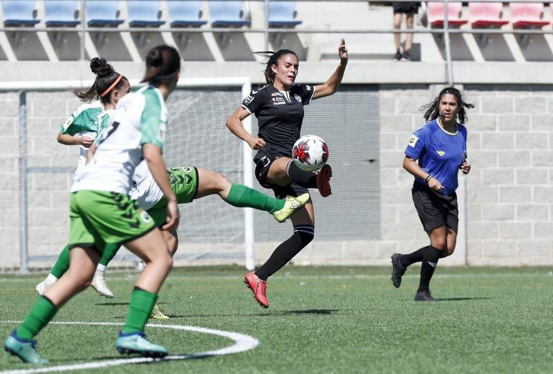 Partido de esta mañana entre el Zaragoza CFF y el Racing Féminas