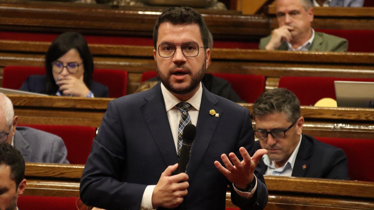 El president de la Generalitat, Pere Aragonès, intervenint a la sessió de control al president