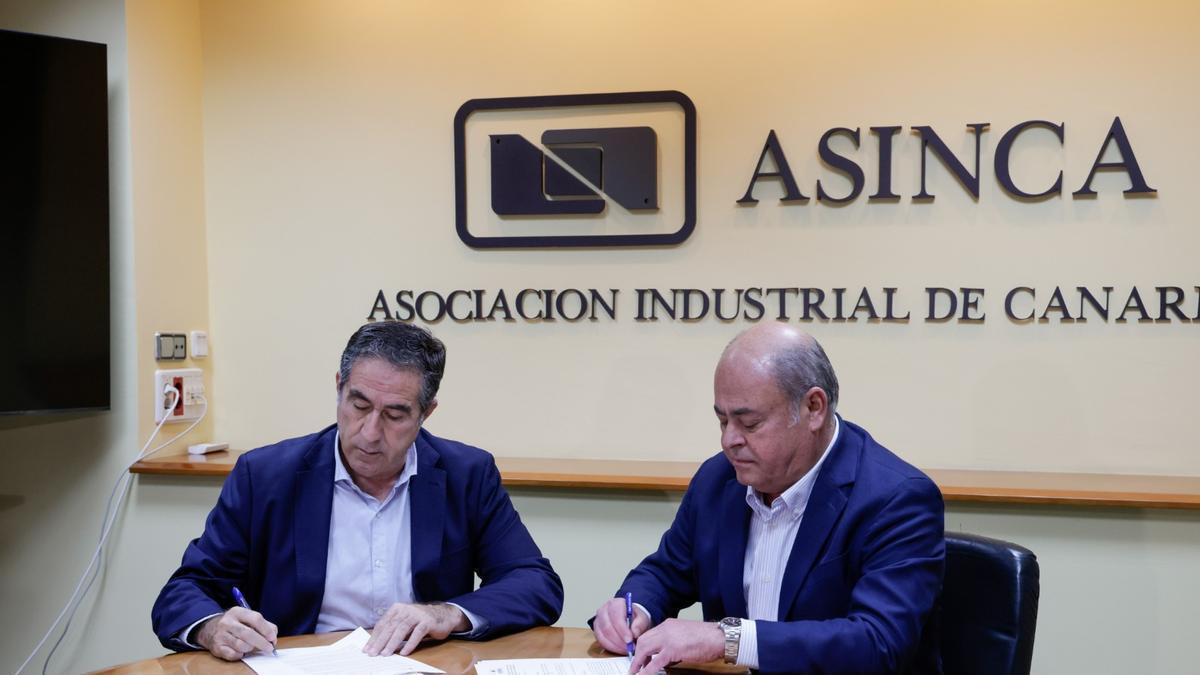 Firma del convenio de Asinca