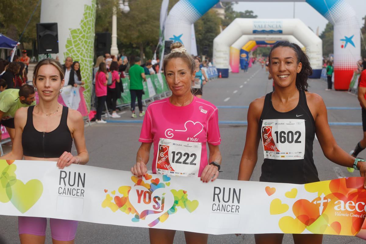 PODIO FEMENINO DE LA CARRERA CONTRA EL CANCER