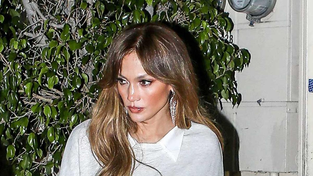 Jennifer Lopez, a la salida de una tienda de Tom Ford en Los Ángeles