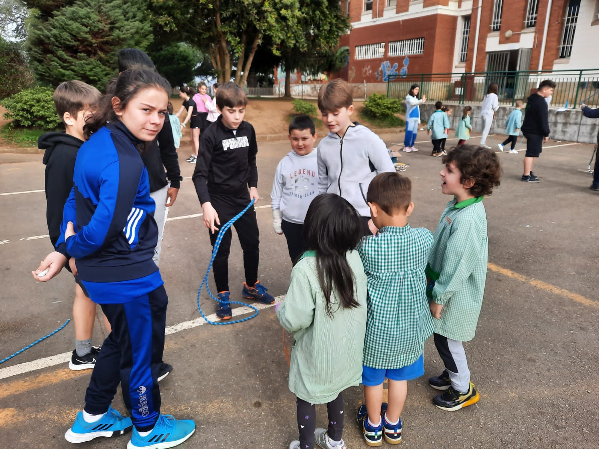 Los alumnos del Arregui, en la Pola, a tope de actividades: así ha sido la despedida de trimestre