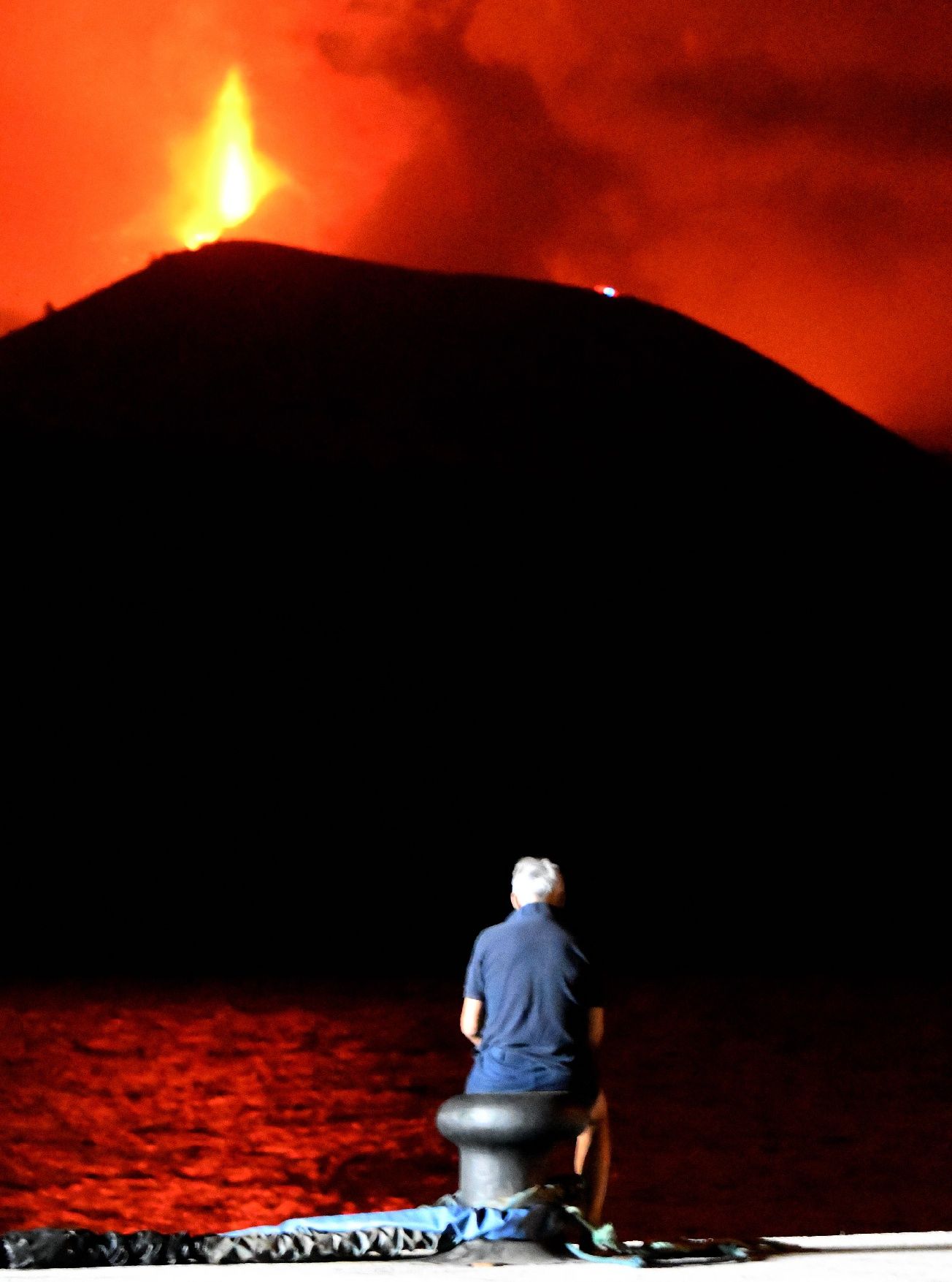 L'erupció del volcà fotografiada per un manresà