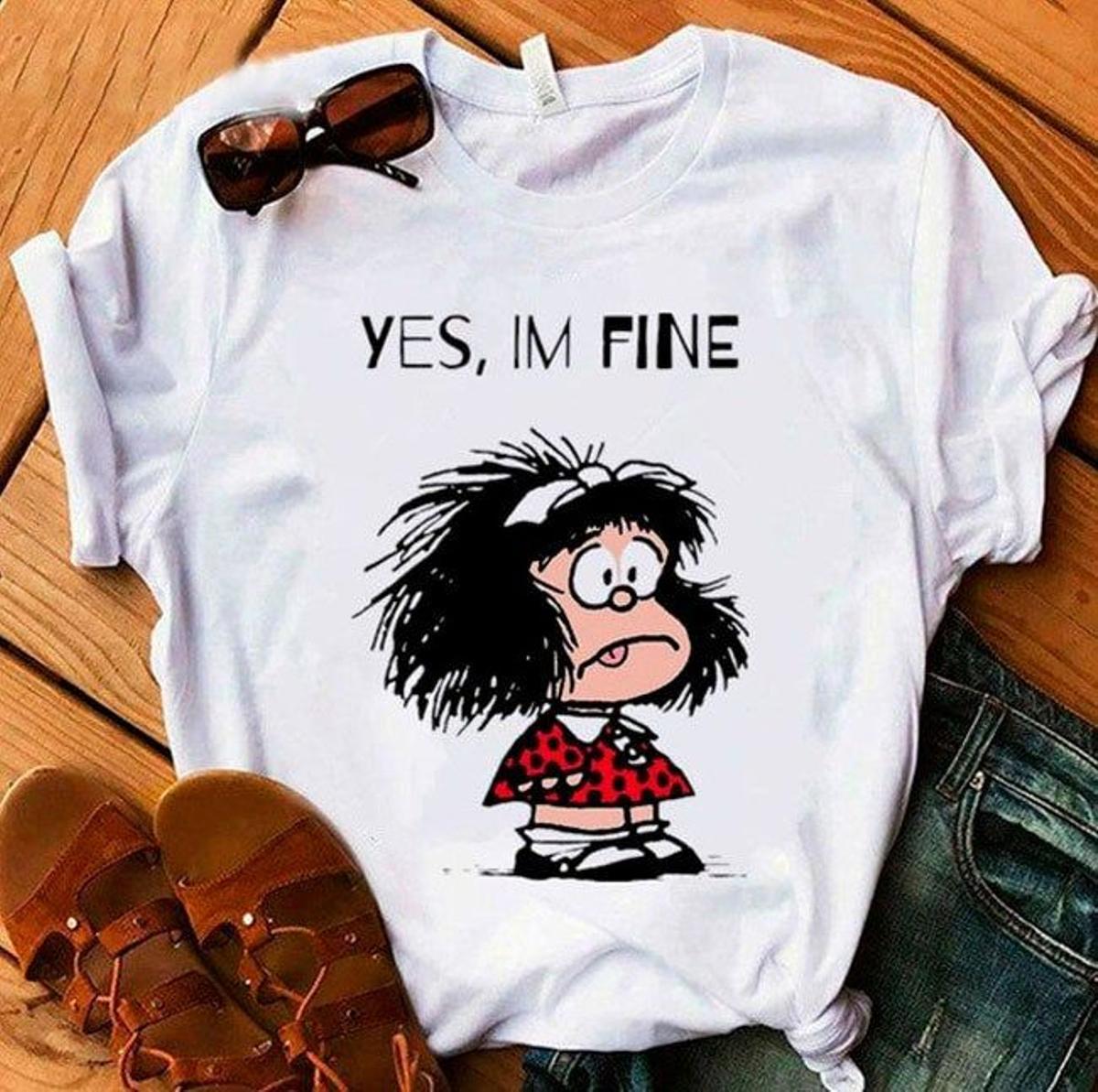 Camiseta de manga corta de Mafalda a la venta en Aliexpress. (Precio: 3,20 euros)