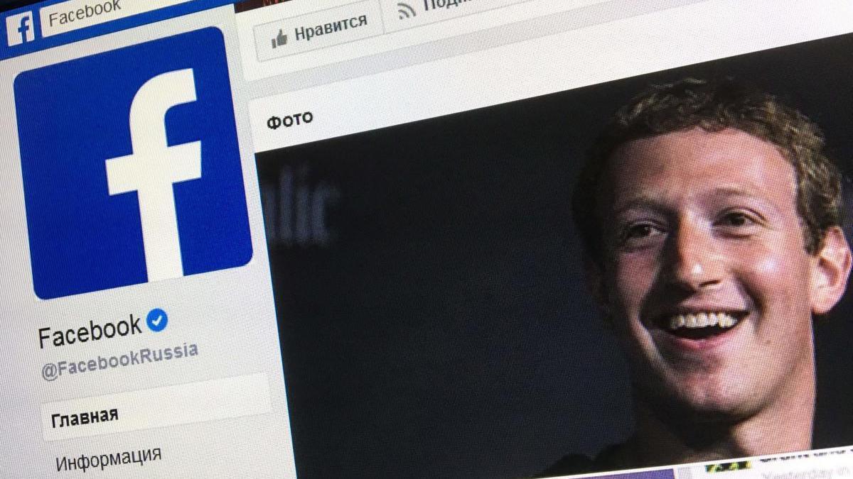 El director ejecutivo de Facebook, Mark Zuckerberg