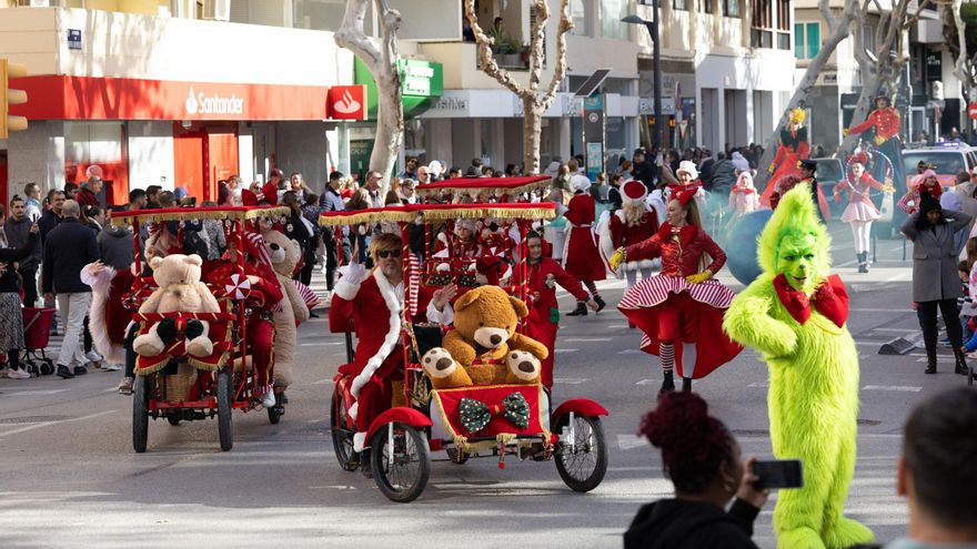 Mira aquí todas las fotos del desfile de Papa Noel en Ibiza
