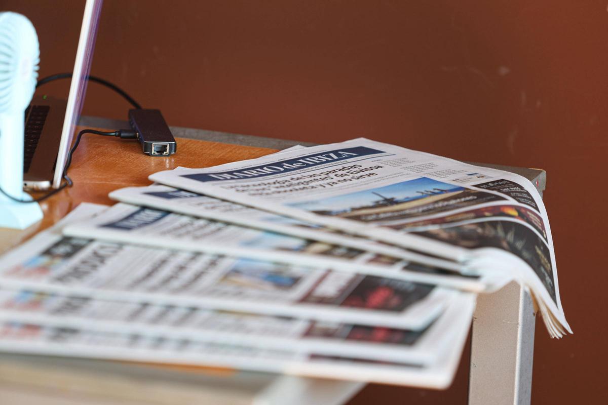 Los periódicos propuestos.