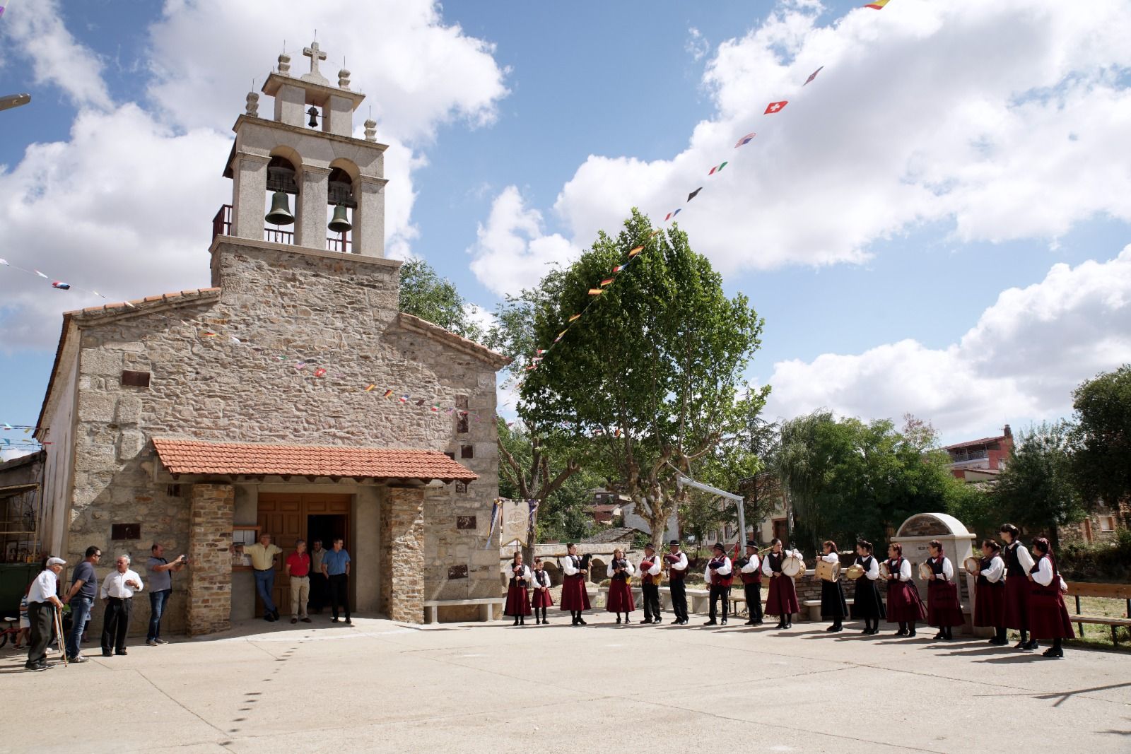 GALERIA | Así ha vivido Valer de Aliste sus fiestas patronales