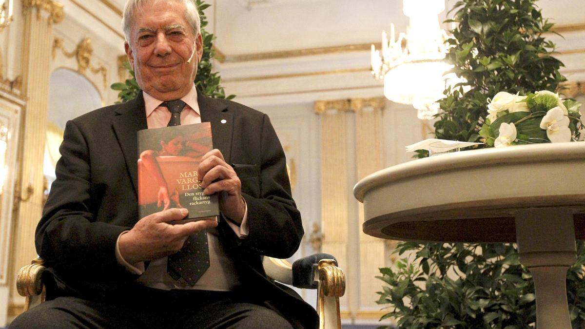 Personalidades de la política despiden a Vargas Llosa, "escritor monumental en español"