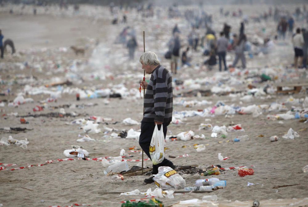 Así estaban las playas de A Coruña a la mañana sig