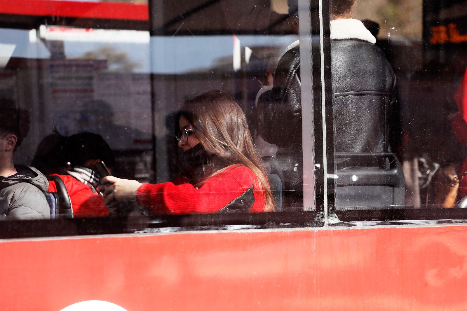 Último día con mascarilla en el transporte público