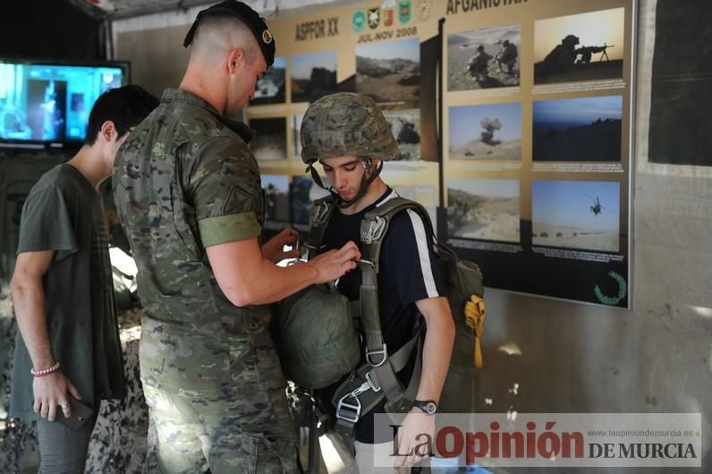 Las ‘memorias’ militares, en  el Malecón