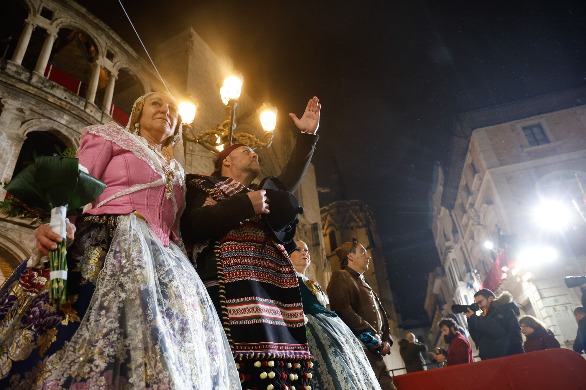 Todas las fotos de la Ofrenda del 17 de marzo por la calle de la Paz de 21:00 a 22:00 horas
