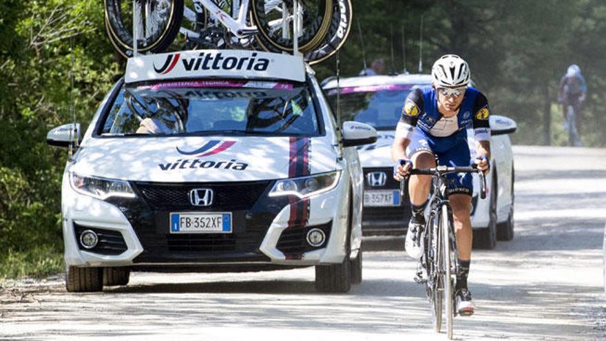 Gianluca Brambilla gana la octava etapa del Giro.