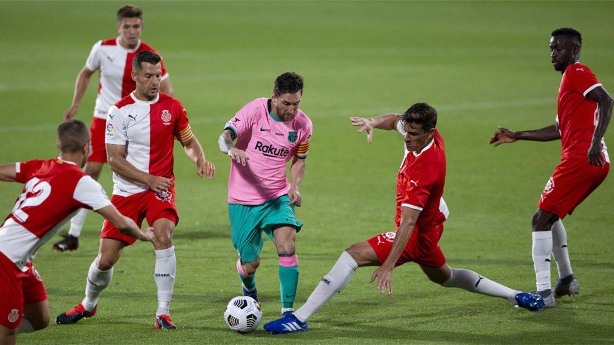 Leo Messi en acción durante el Barça-Girona de la pretemporada 2020/21