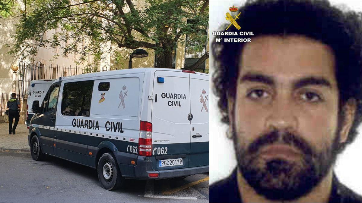 Furgones de la Guardia Civil en los accesos a los calabozos de los Juzgados de Alicante, junto a una fotografía difundida por la Benemérita del fugitivo Carlos Garrido.