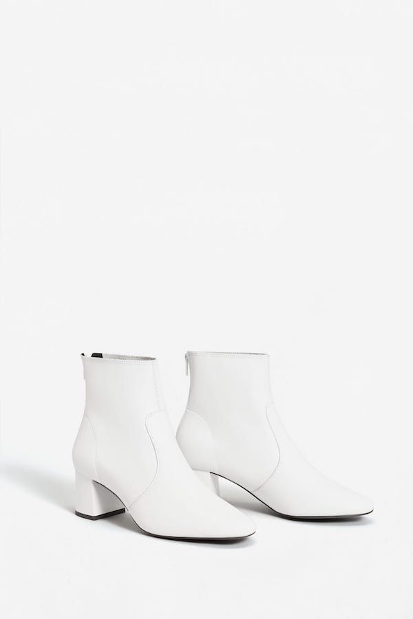 Zapatos blancos: los botines 'total white' 60's