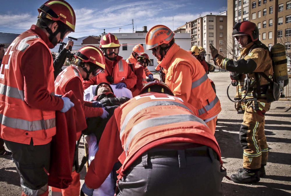 Un simulacro muy real para público escolar de Alcoy